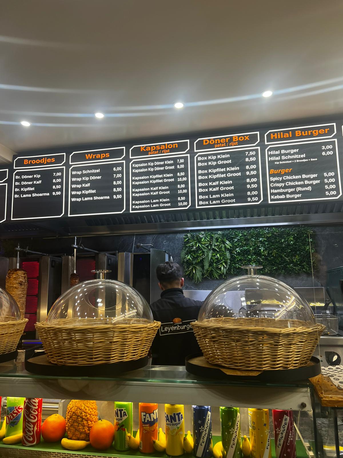 Verse döner van het spit